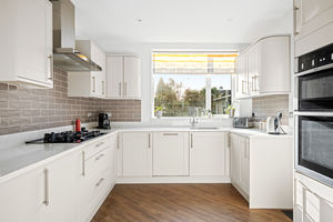 Photo 16- click for photo gallery